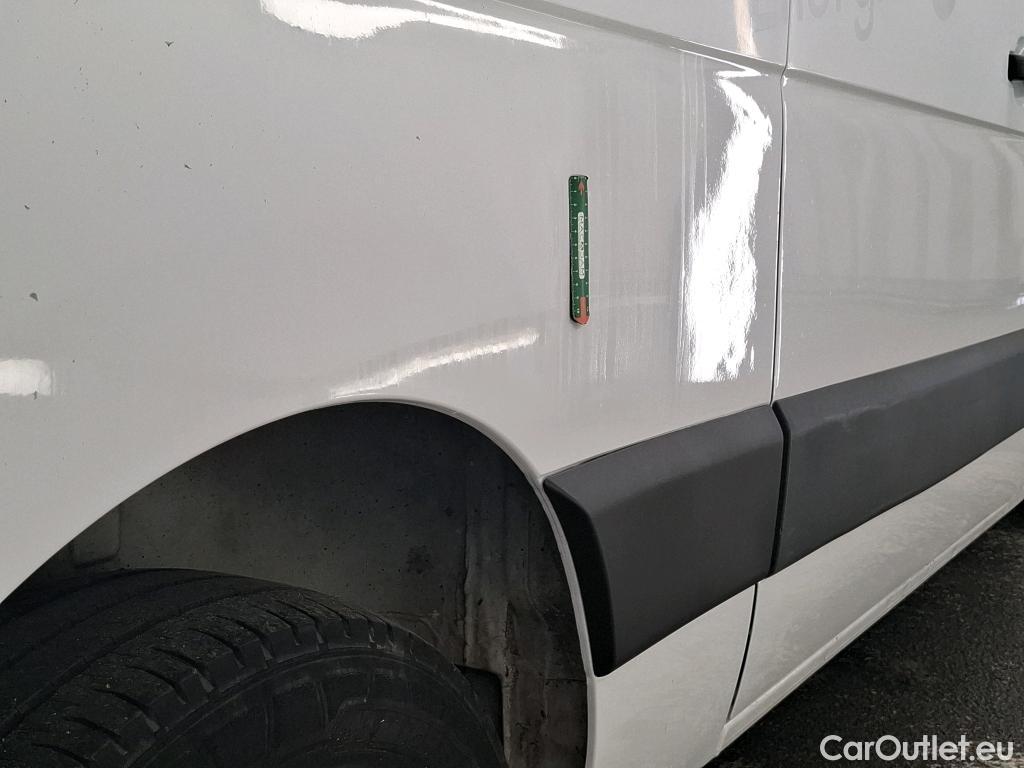 Renault  Master  III Fourgon L2H2 3 5 Grand Confort #7