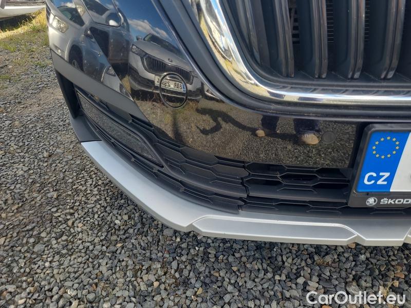Skoda  Octavia  Combi (NX3)(2020) Oct.C.2.0 TSI 140 Scout 4x4 AT #2