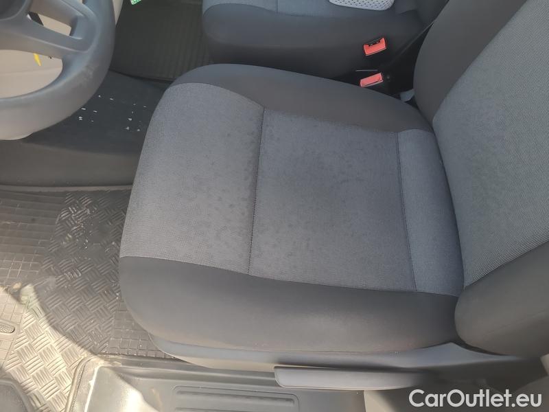 Volkswagen  Transporter T6  (2015) Tra.2.0TDI 110 4d #9