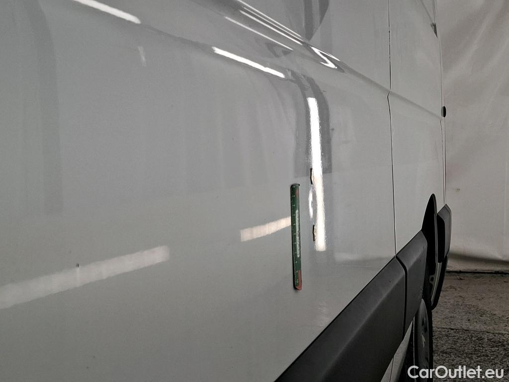 Renault  Master  III Fourgon L2H2 3 5 Grand Confort #37