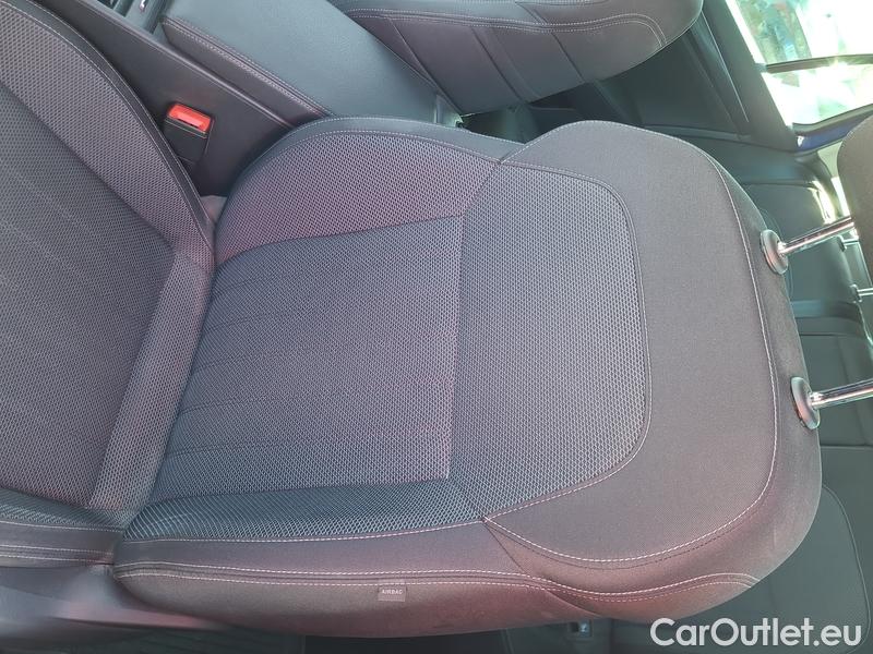 Skoda  Superb  Combi (3T5)(2010) Sup.C.FL2.0TDI 110 Style AT #10