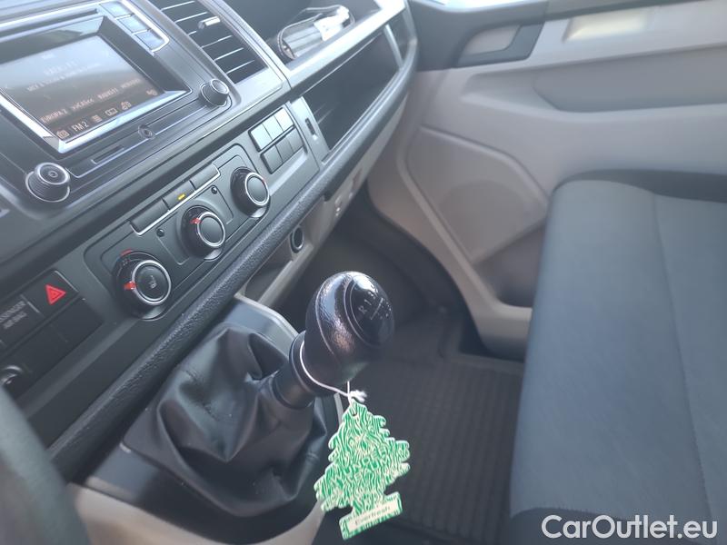 Volkswagen  Transporter T6  (2015) Tra.2.0TDI 110 4d #7