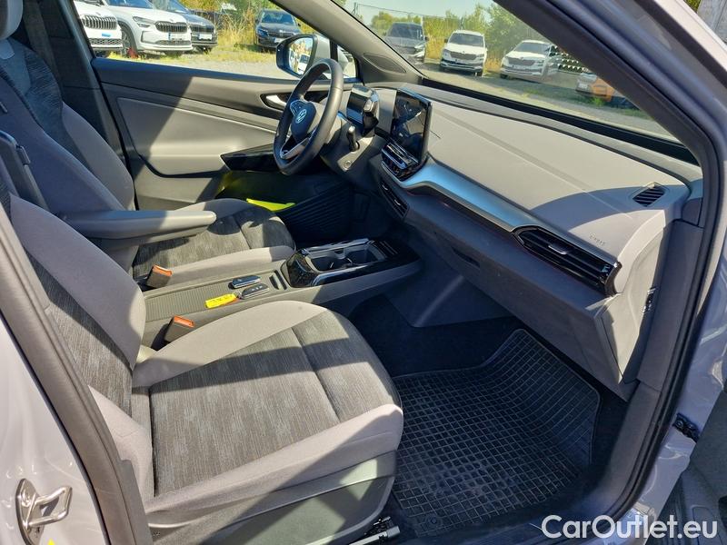 Volkswagen  ID.4  (E21)(2020)  Pro Perf. 77 kWh 5d #6