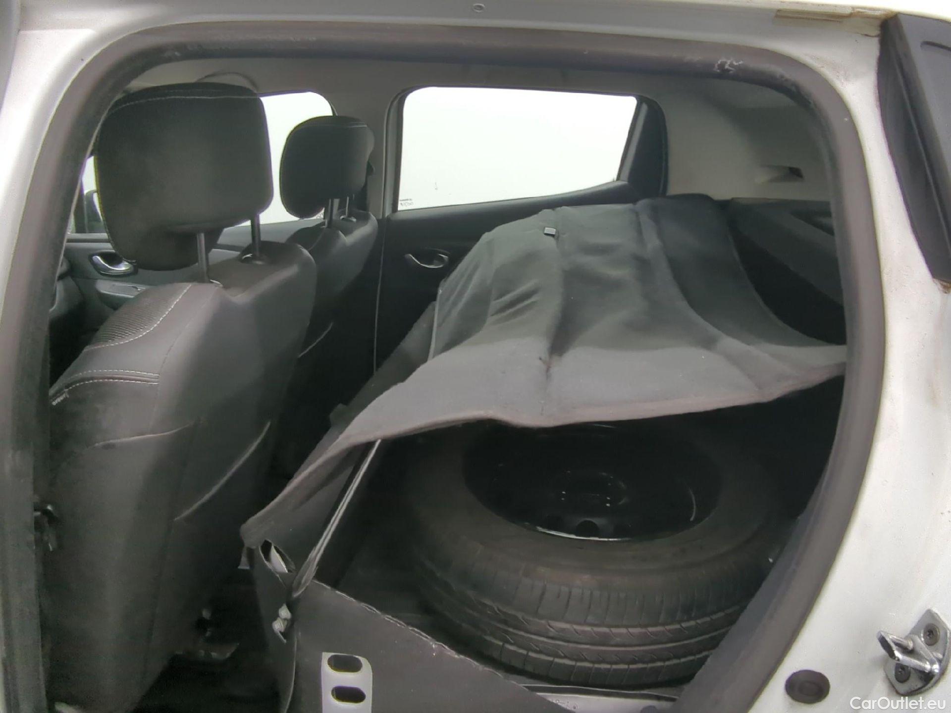 Renault  Clio  IV Air MediaNav 1.5 dCi 75CV BVM5 E6 #11