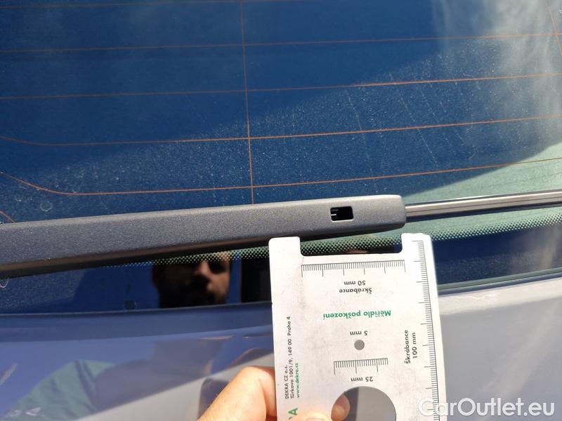 Volkswagen  ID.4  (E21)(2020)  Pro Perf. 77 kWh 5d #11