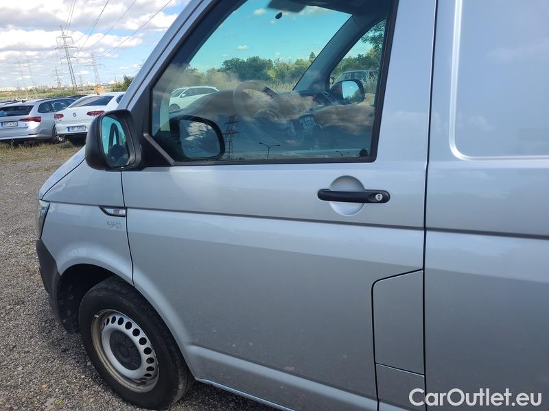 Volkswagen  Transporter T6  (2015) Tra.2.0TDI 110 4d #6