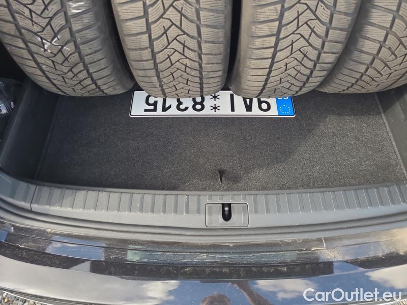 Skoda  Octavia  Combi (NX3)(2020) Oct.C.2.0 TSI 140 Scout 4x4 AT #15