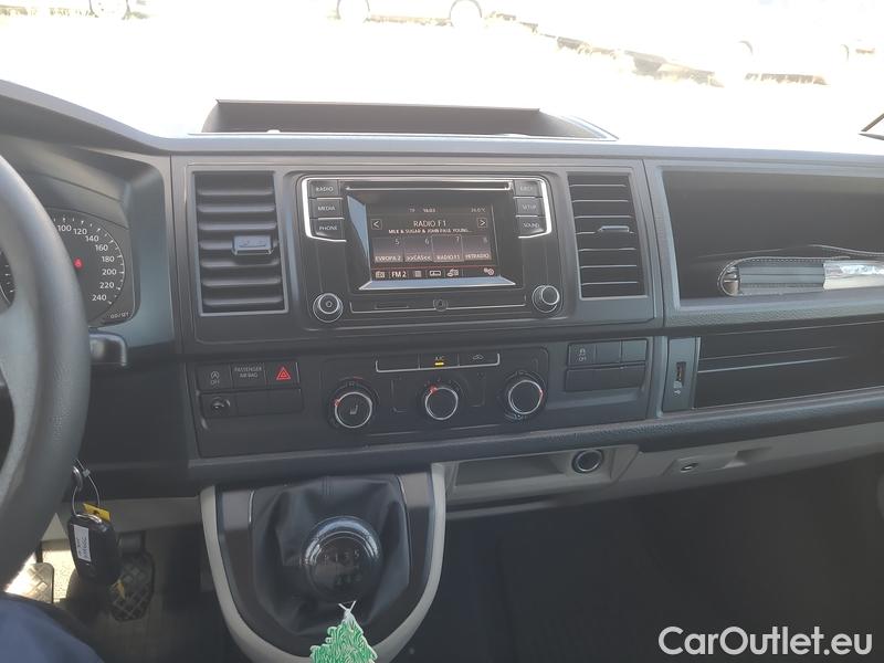 Volkswagen  Transporter T6  (2015) Tra.2.0TDI 110 4d #8