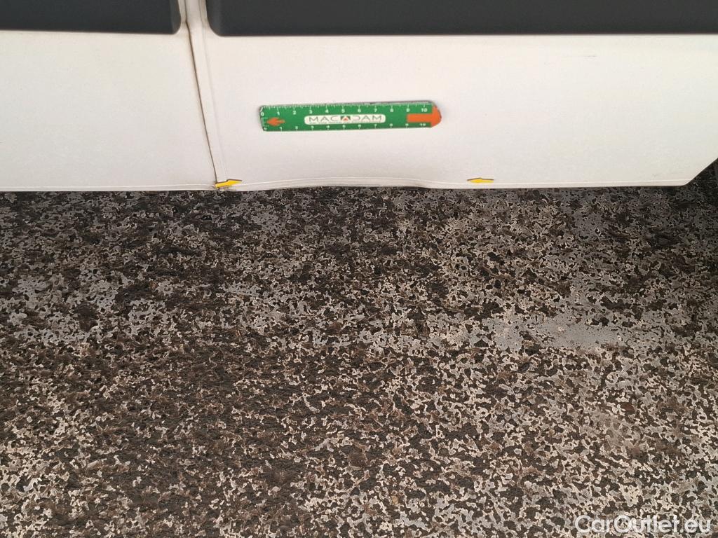 Renault  Master  III Fourgon L2H2 3 5 Grand Confort #2