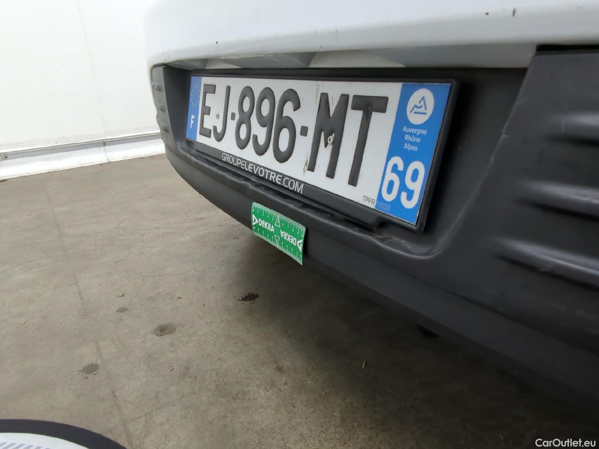 Renault  Clio  IV Air MediaNav 1.5 dCi 75CV BVM5 E6 #58