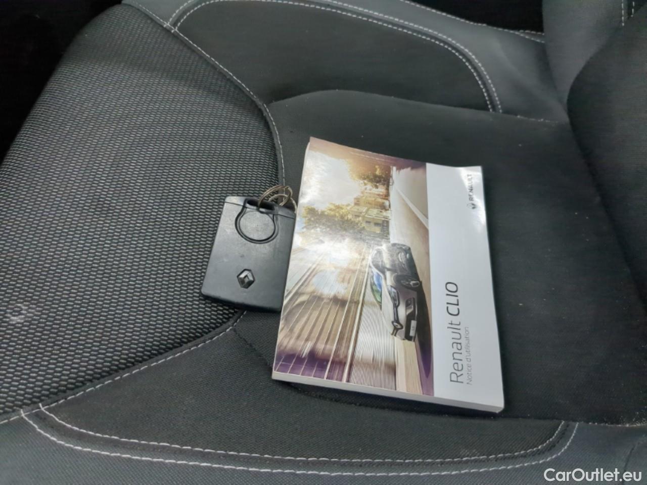 Renault  Clio  IV Air MediaNav 1.5 dCi 75CV BVM5 E6 #8