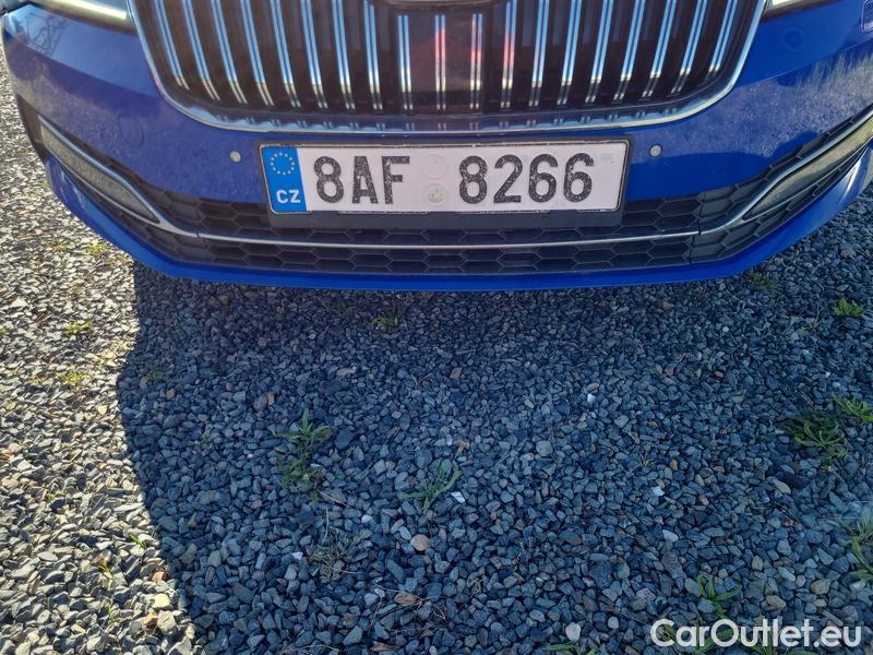 Skoda  Superb  Combi (3T5)(2010) Sup.C.FL2.0TDI 110 Style AT #23