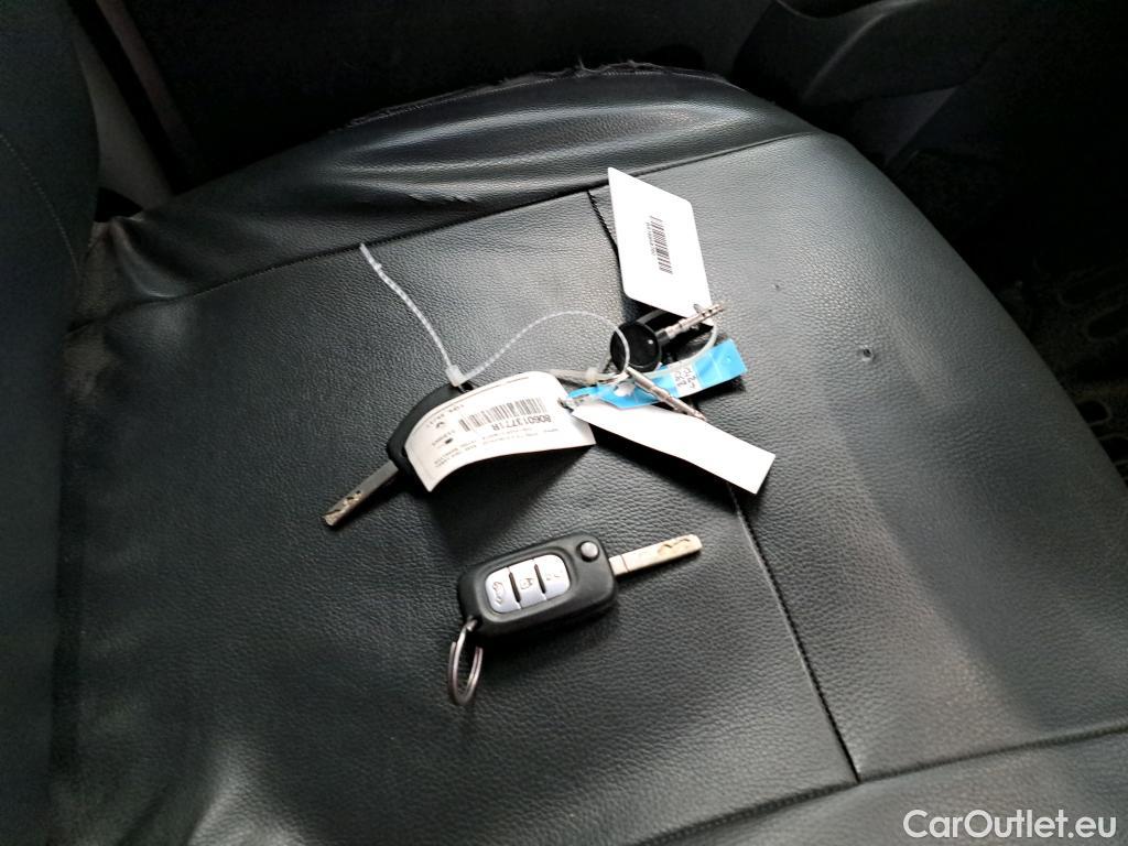Renault  Master RENAULT  / 2014 / 4P / Fourgon tôlé &FG GCf Trac F3300 L1H1 dCi 110 Euro6 #12
