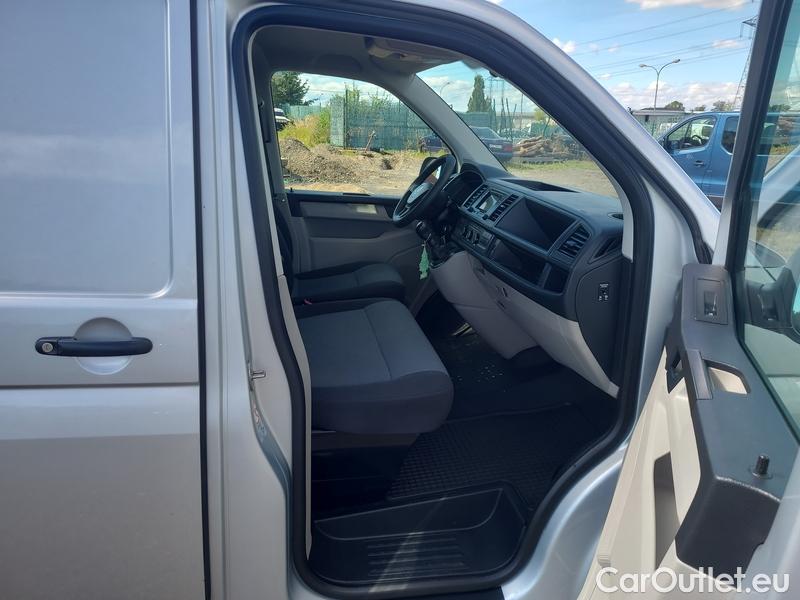 Volkswagen  Transporter T6  (2015) Tra.2.0TDI 110 4d #6