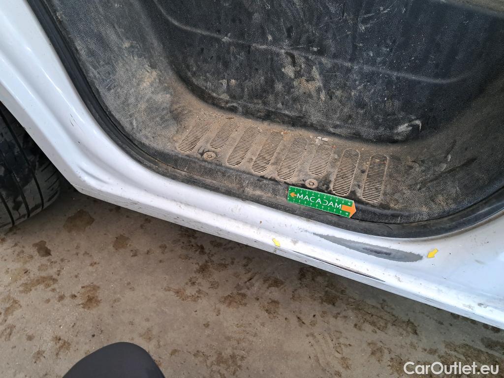 Renault  Master  III Fourgon L3H2 3 5 Grand Confort dCi 130CV BVM6 E6 #38