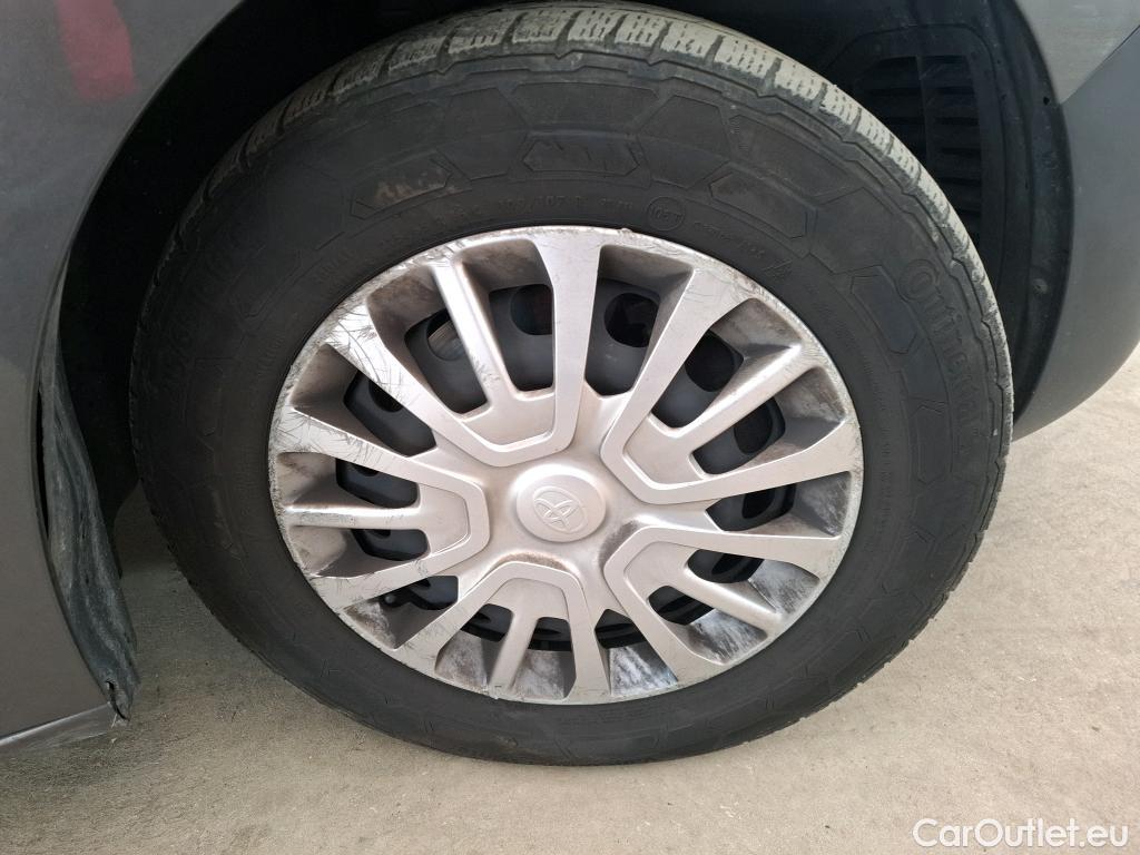 Toyota  Proace TOYOTA  / 2016 / 5P / Fourgon tôlé 2.0 D LONG Cab Appro 180 D-4D AUTO BUSIN #35