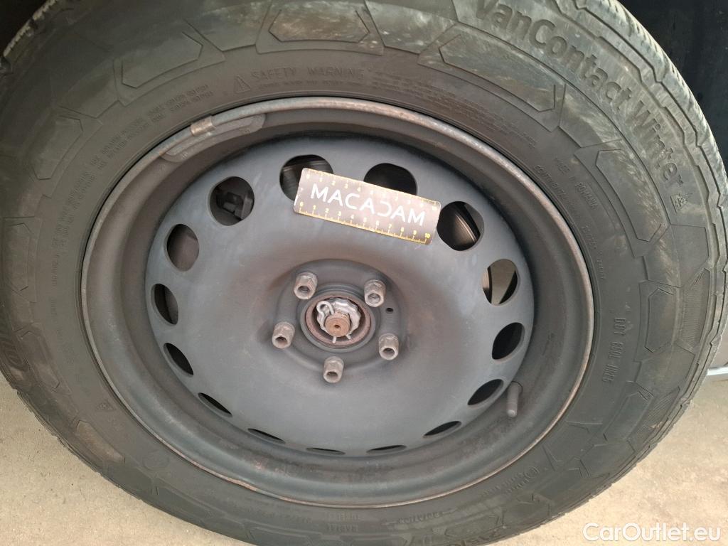 Toyota  Proace TOYOTA  / 2016 / 5P / Fourgon tôlé 2.0 D LONG Cab Appro 180 D-4D AUTO BUSIN #30