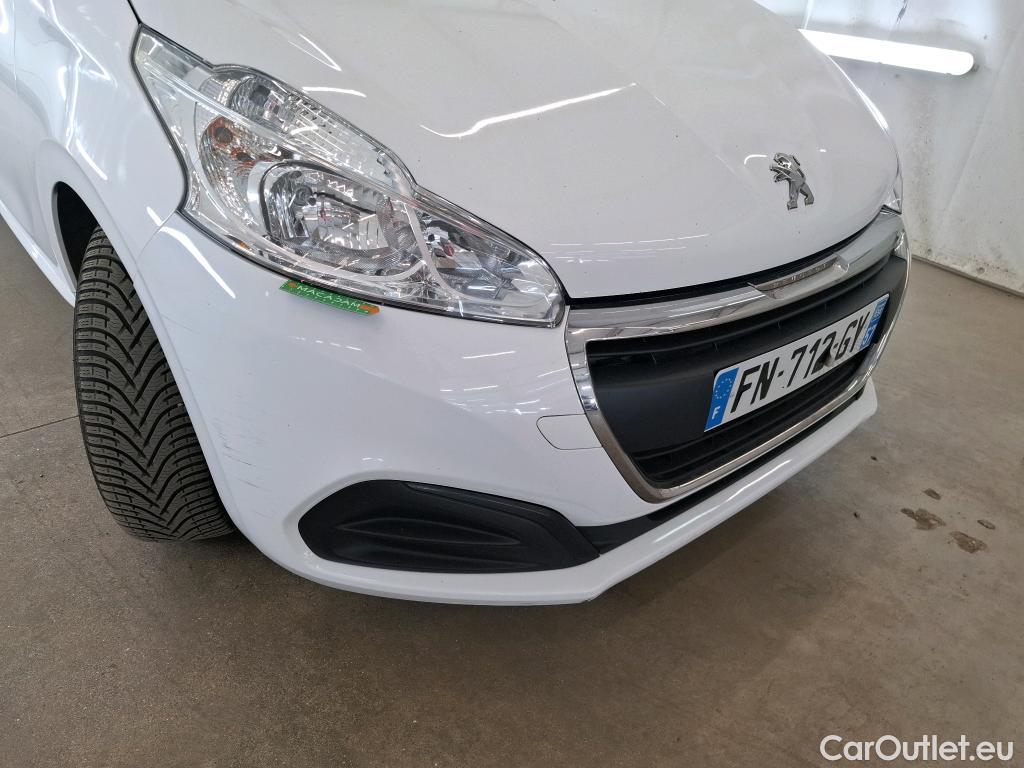 Peugeot  208  Affaire Premium 1.5 HDi 100CV BVM5 E6dT #3