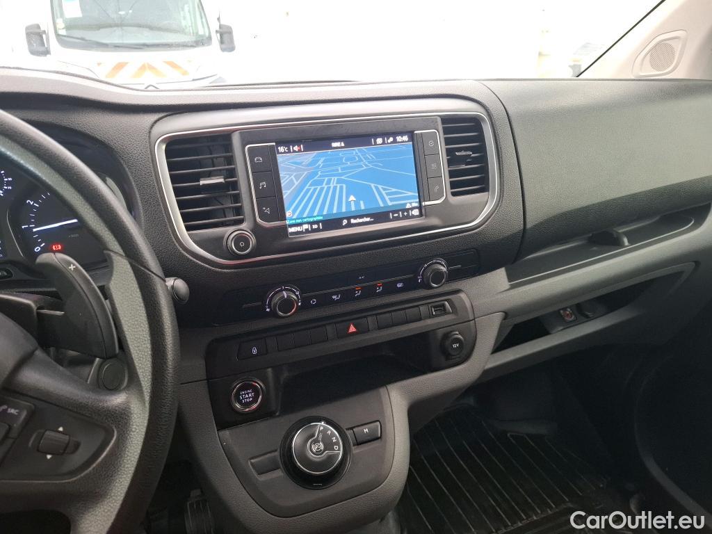 Toyota  Proace TOYOTA  / 2016 / 5P / Fourgon tôlé 2.0 D LONG Cab Appro 180 D-4D AUTO BUSIN #7