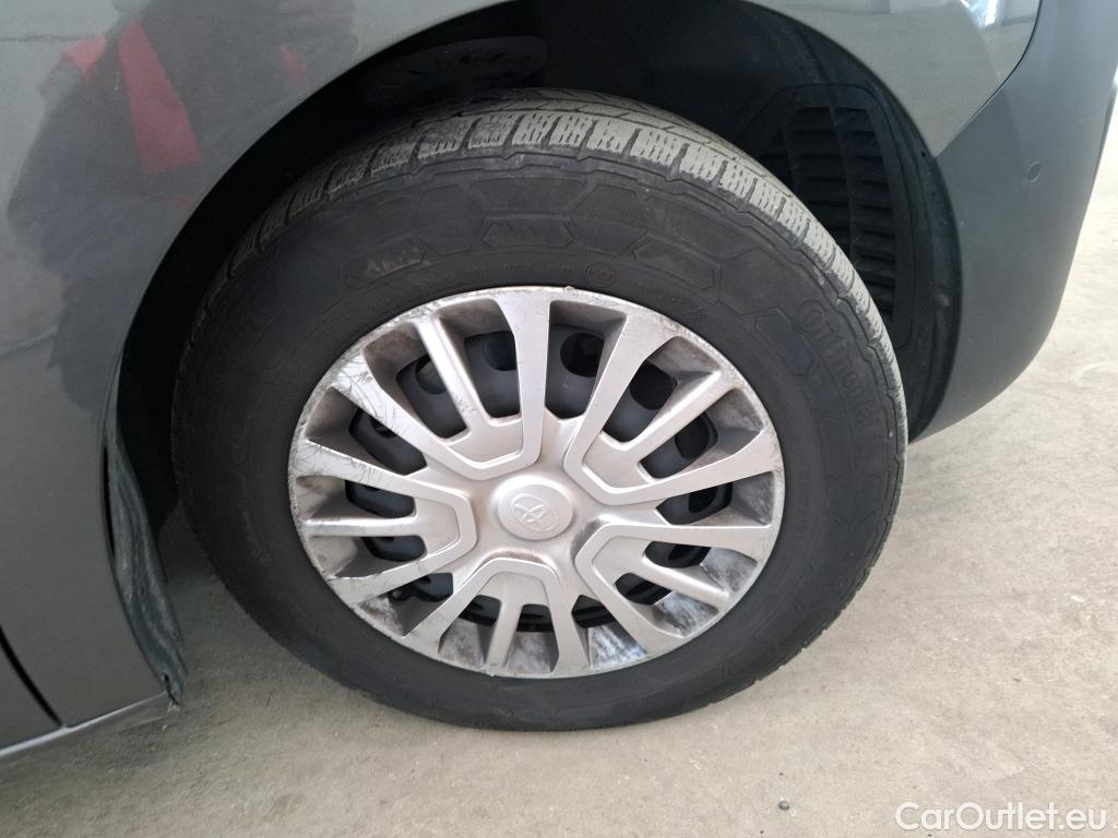 Toyota  Proace TOYOTA  / 2016 / 5P / Fourgon tôlé 2.0 D LONG Cab Appro 180 D-4D AUTO BUSIN #34