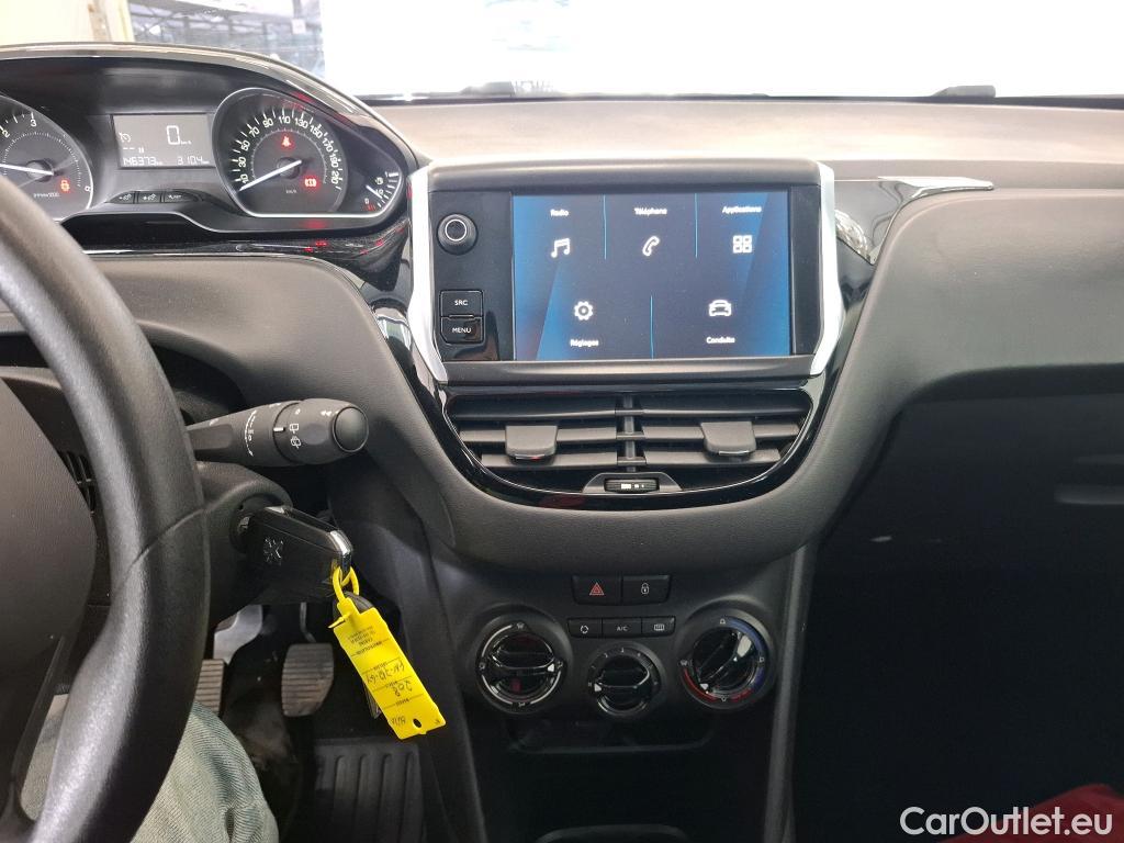 Peugeot  208  Affaire Premium 1.5 HDi 100CV BVM5 E6dT #7