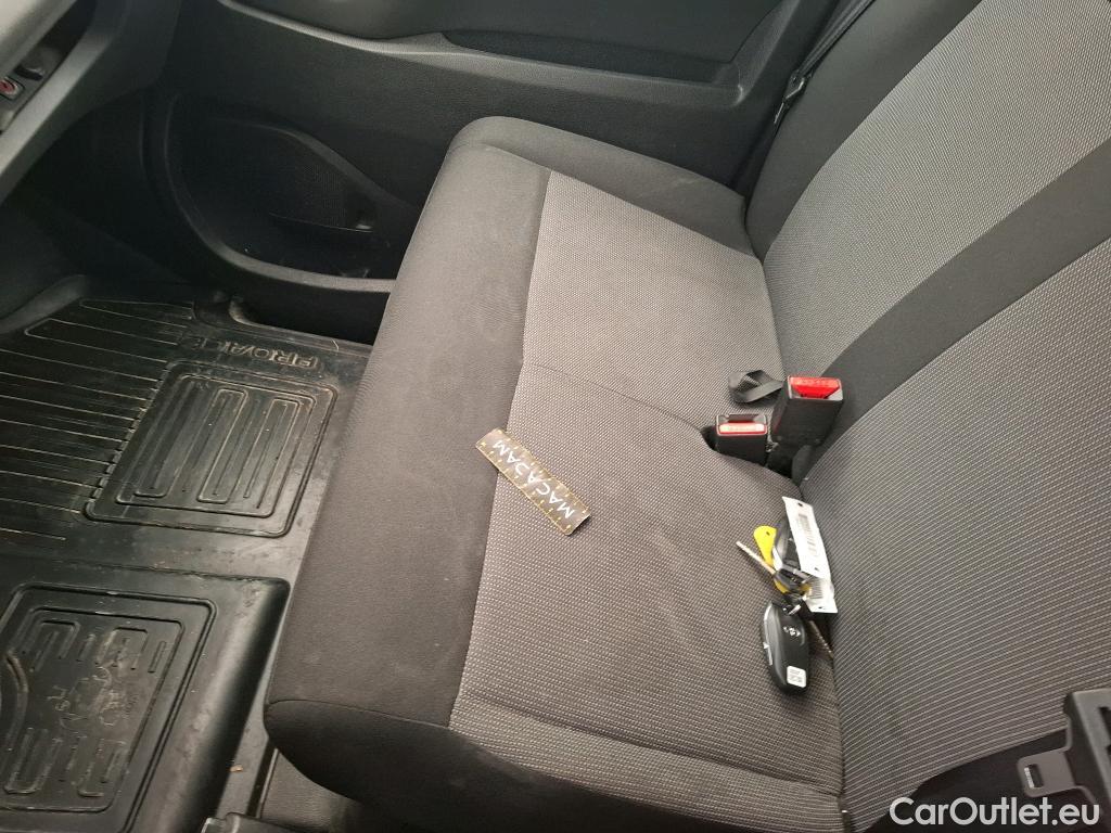 Toyota  Proace TOYOTA  / 2016 / 5P / Fourgon tôlé 2.0 D LONG Cab Appro 180 D-4D AUTO BUSIN #41