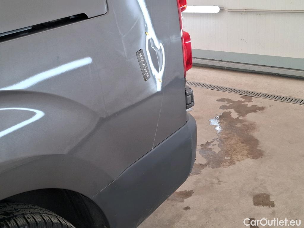 Toyota  Proace TOYOTA  / 2016 / 5P / Fourgon tôlé 2.0 D LONG Cab Appro 180 D-4D AUTO BUSIN #11