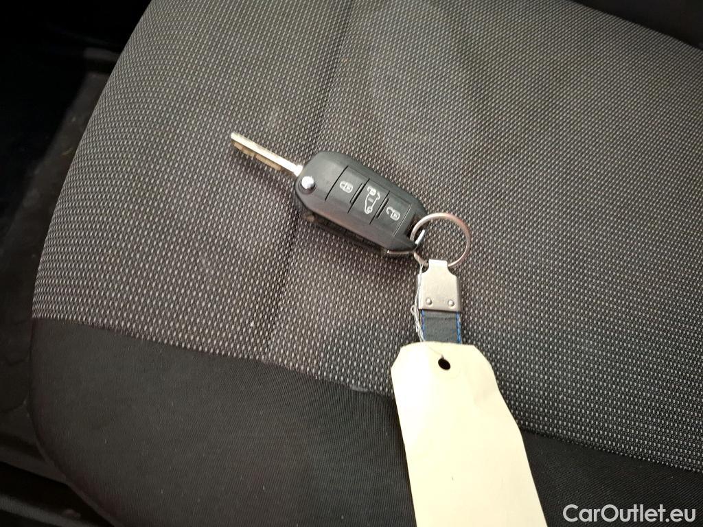 Peugeot  Partner  Premium L1 1.5 HDi 100CV BVM5 E6dT #12