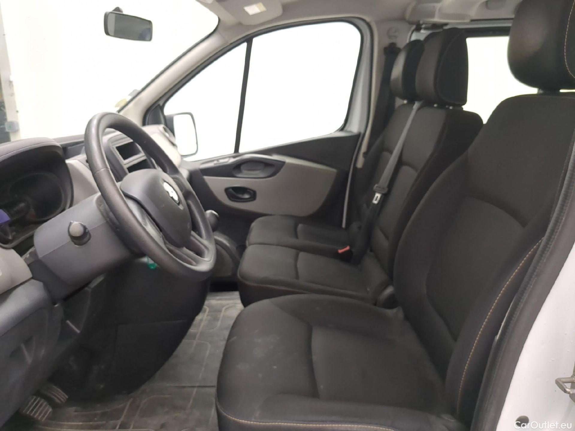 Renault  Trafic RENAULT  4p Combi Life L2 dCi 120 S&S - 18 - 8 places #10