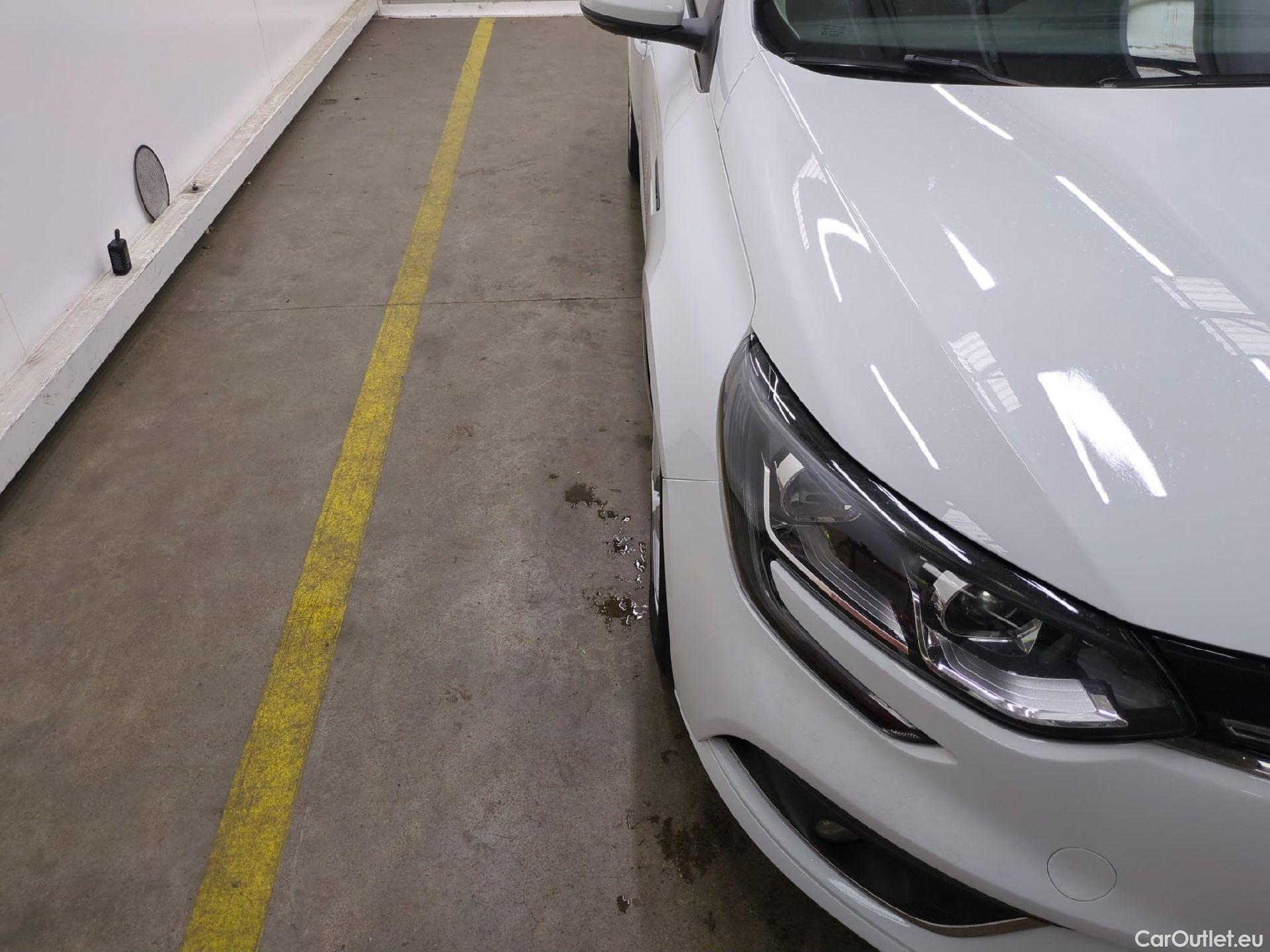 Renault  Megane  IV Berline 5pt. Business 1.5 dCi 115CV BVA7 E6dT #14