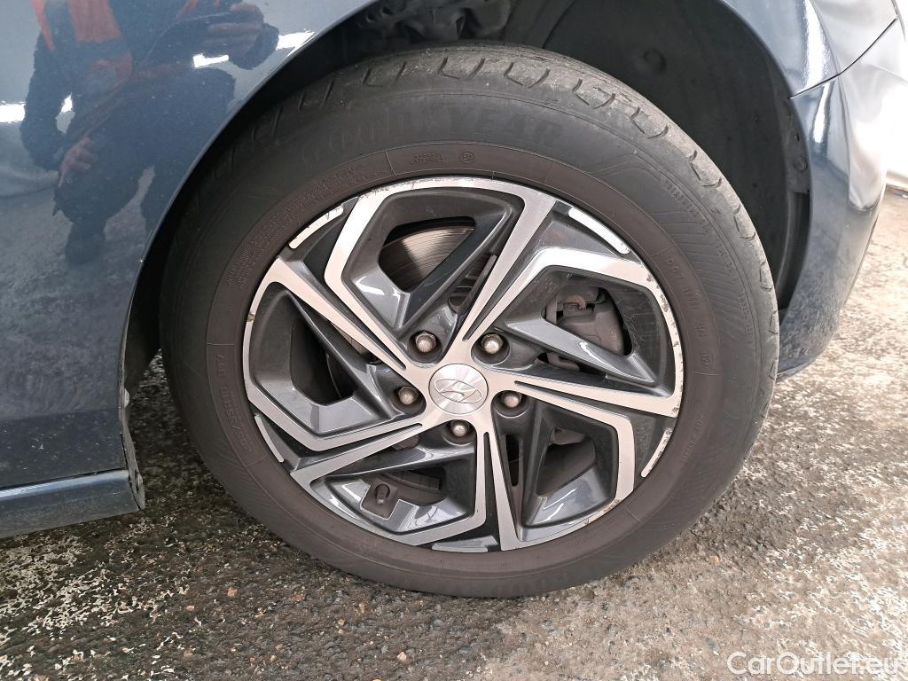 Hyundai  i30  Business 1.6 CRDi 115CV BVA7 E6d #18