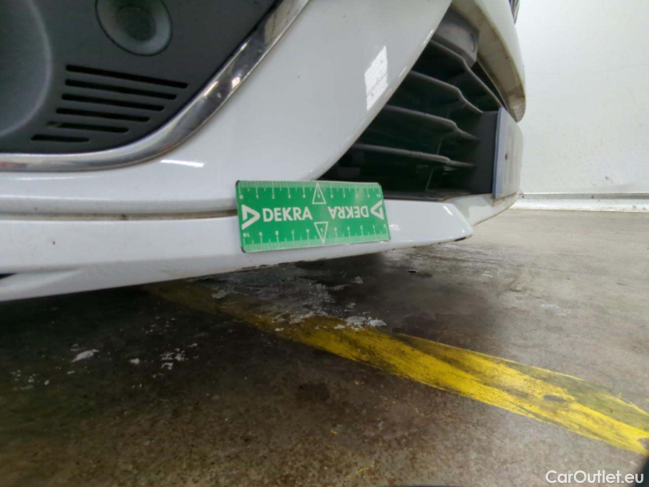Renault  Megane  IV Berline 5pt. Business 1.5 dCi 115CV BVM6 E6dT #8