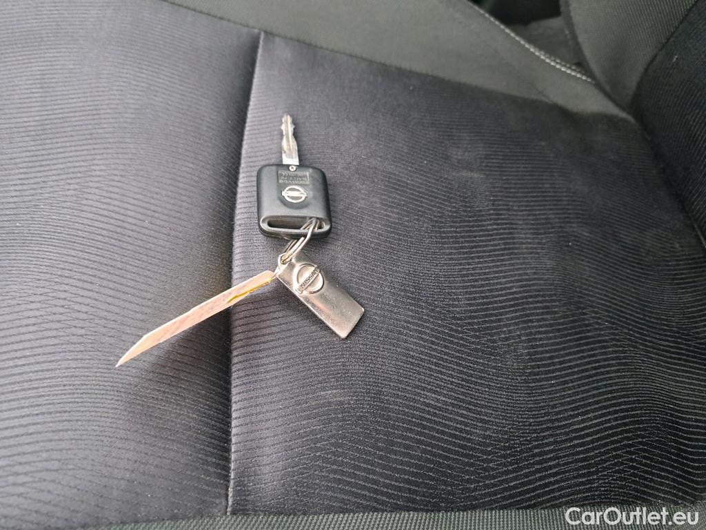 Nissan  Qashqai NISSAN  5p Crossover 1.6 dCi 130ch Stop/Start Connect Edition #12