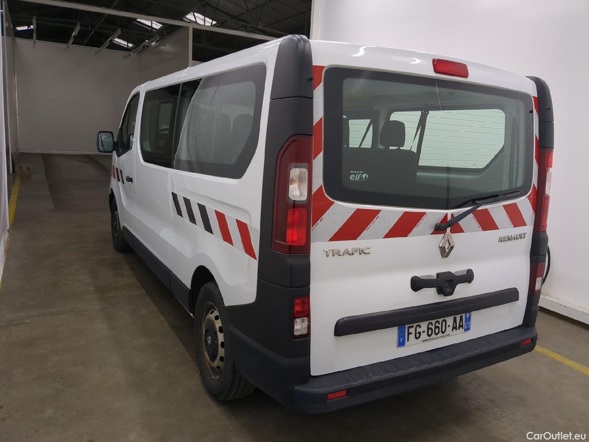 Renault  Trafic RENAULT  4p Combi Life L2 dCi 120 S&S - 18 - 8 places #2