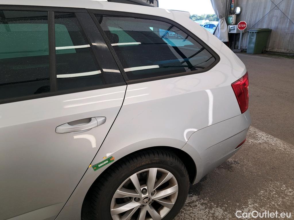 Skoda  Octavia  Break Business 2.0 TDI 150CV BVA7 E6dT #10