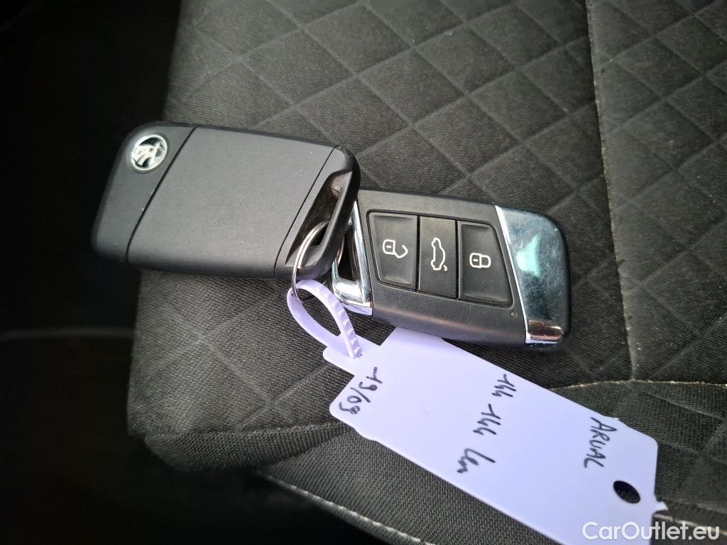 Skoda  Superb SKODA  Combi 5p Break 2.0 TDI SCR 150 DSG7 Business #12