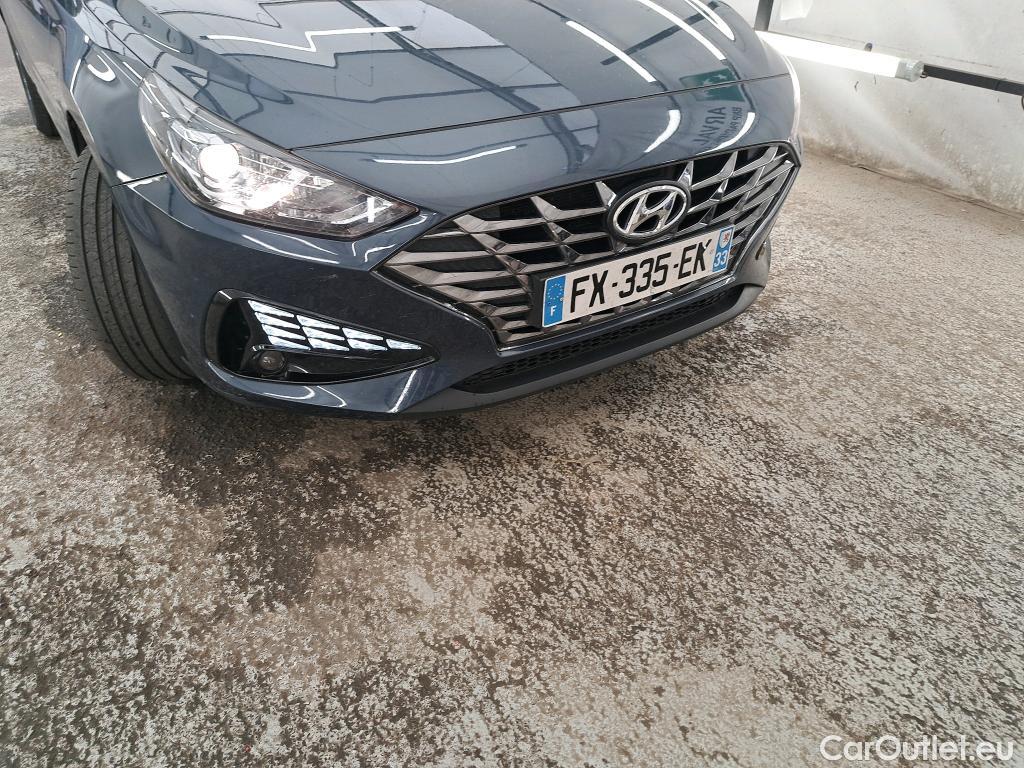 Hyundai  i30  Business 1.6 CRDi 115CV BVA7 E6d #9