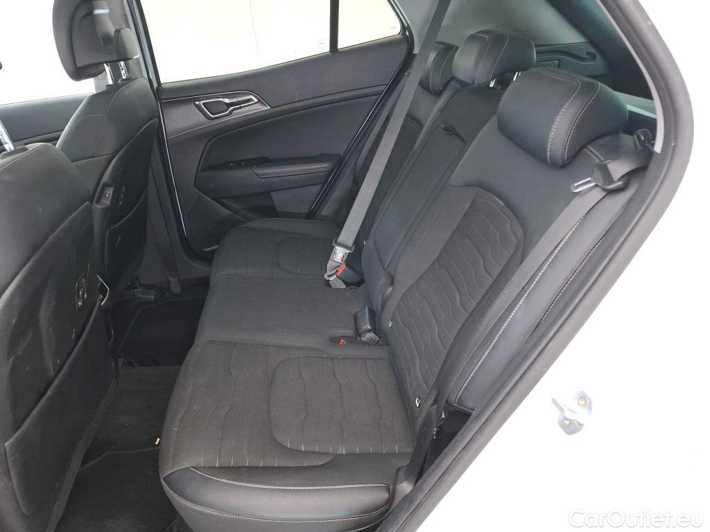 KIA  Sportage  Design Plug-in Hybrid 4WD 1.6 T-GDI 265CV BVA6 E6d #9