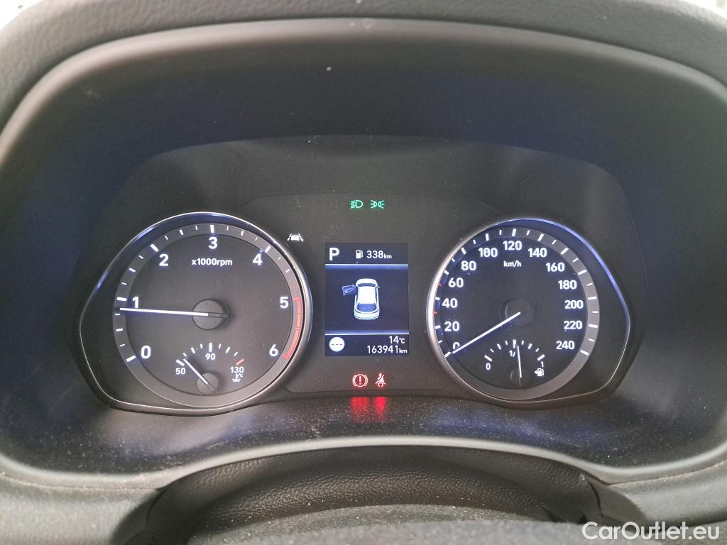 Hyundai  i30  Business 1.6 CRDi 115CV BVA7 E6d #6