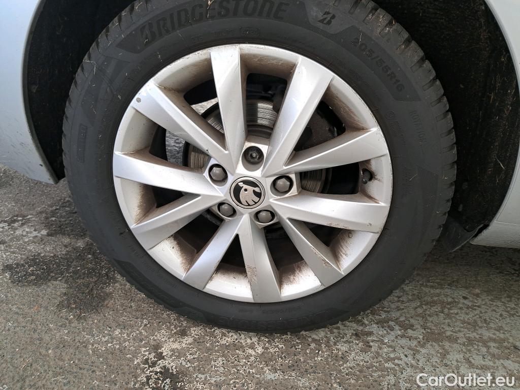Skoda  Octavia  Break Business 2.0 TDI 150CV BVA7 E6dT #18