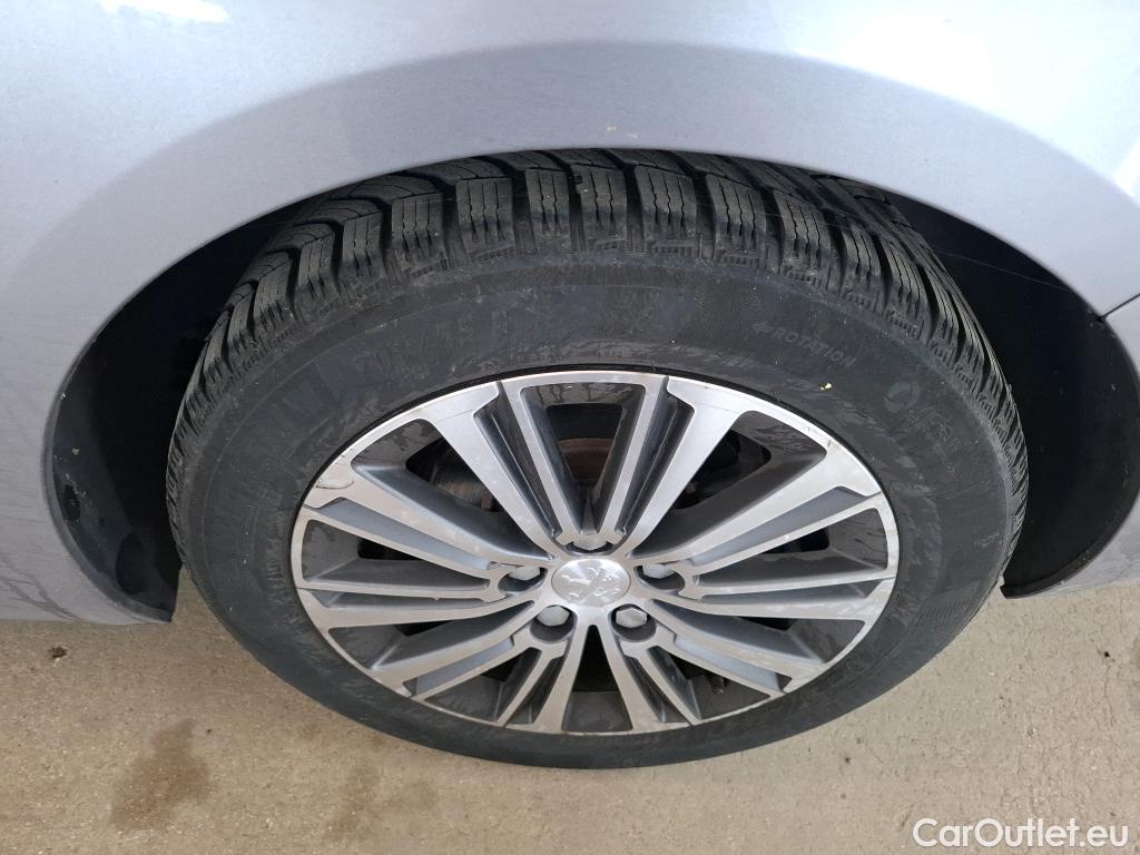 Peugeot  308  SW Allure Business 1.5 HDi 130CV BVA8 E6d #23