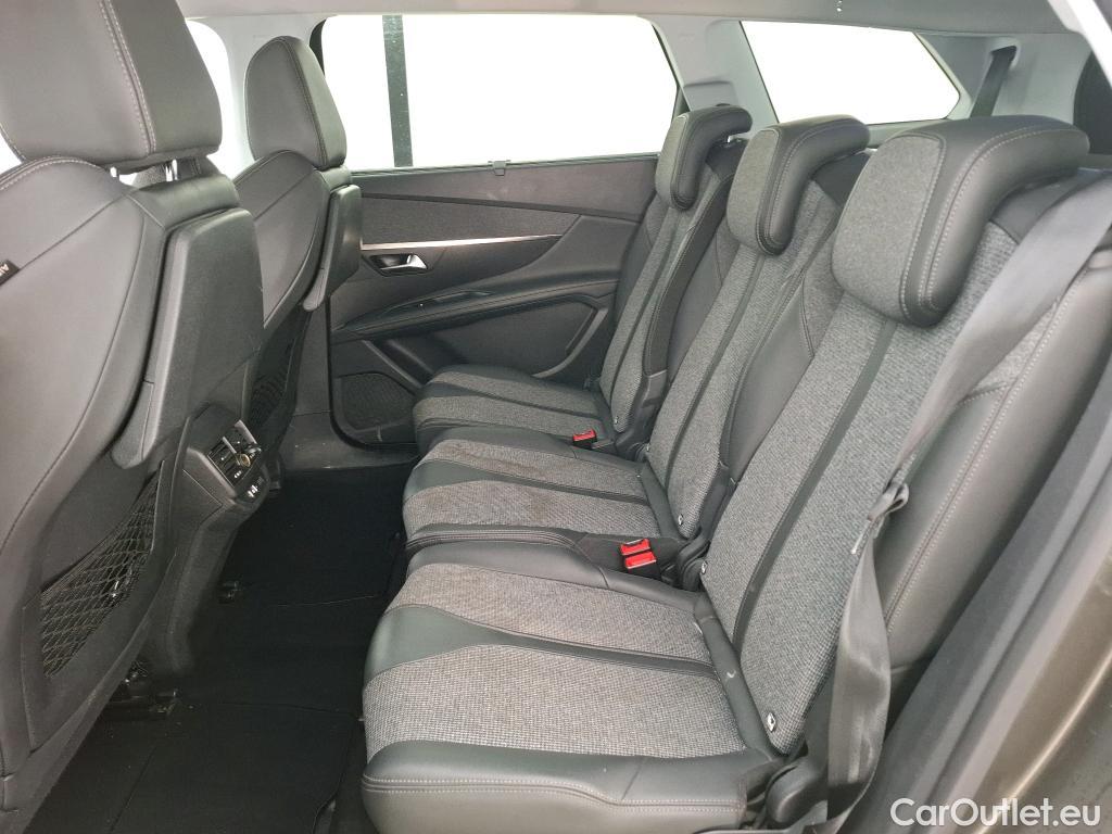 Peugeot  5008  Allure Business 1.5 HDi 130CV BVA8 E6d #9