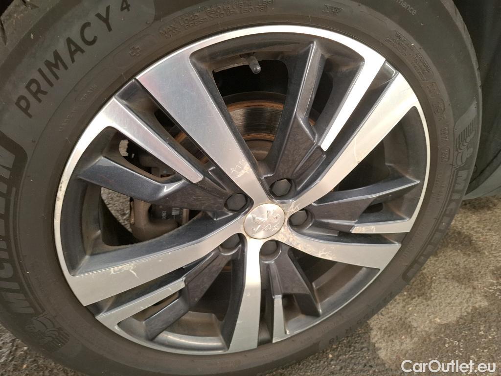 Peugeot  5008  Allure Business 1.5 HDi 130CV BVA8 E6d #34