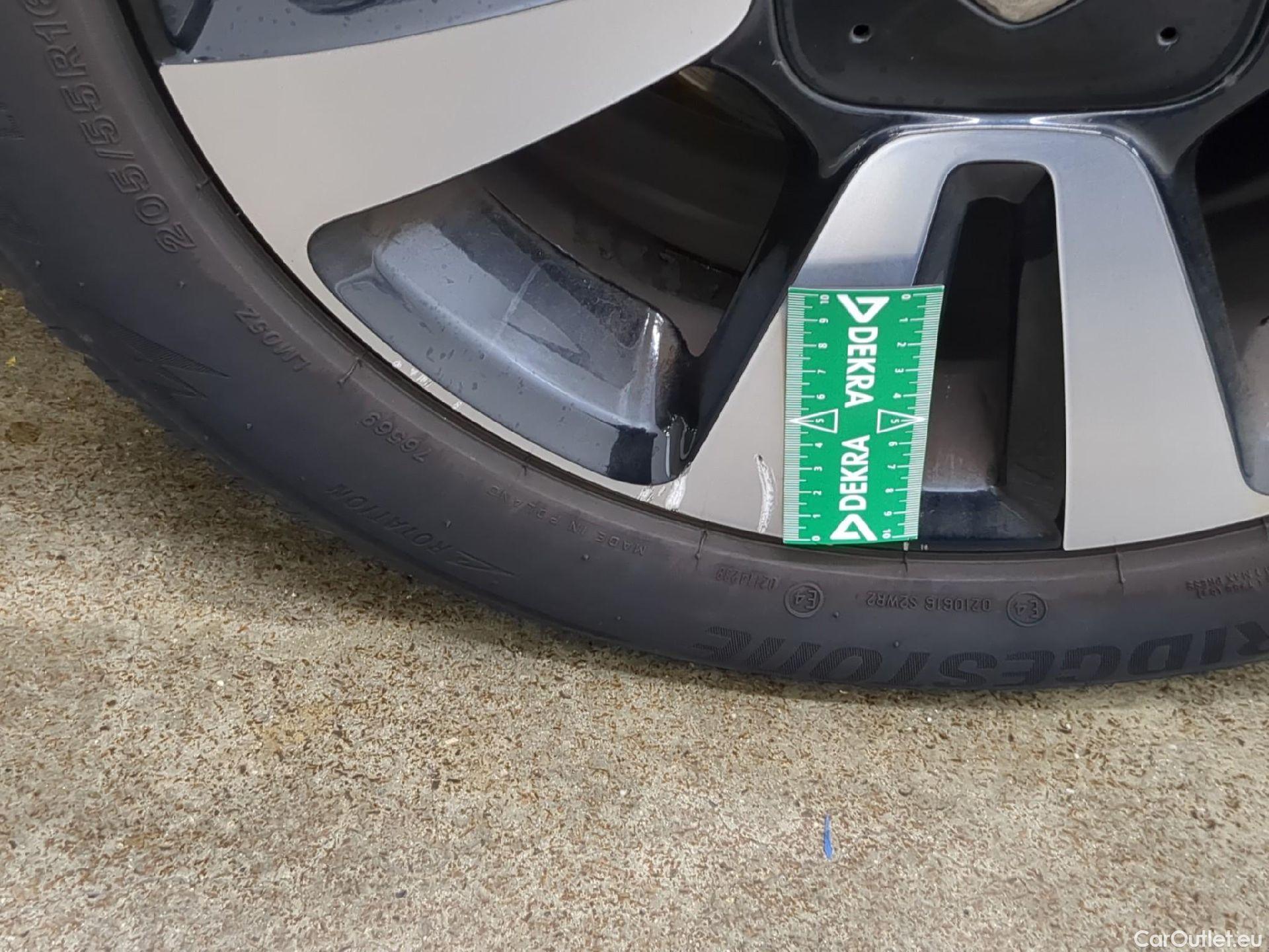 Citroen  C3  Shine 1.5 BlueHDI 100CV BVM5 E6dT #12