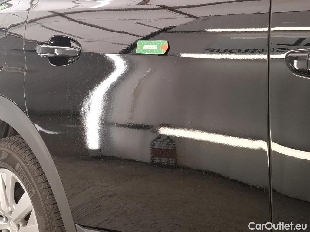 Peugeot  3008 PEUGEOT  / 2020 / 5P / SUV PureTech 130 S&S EAT8 Active BUS #17