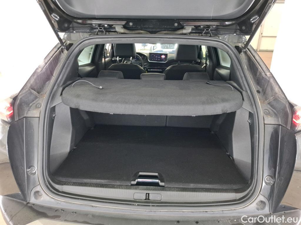 Peugeot  2008 PEUGEOT  / 2023 / 5P / Crossover BLUEHDI 130 S&S EAT8 ALLURE #10