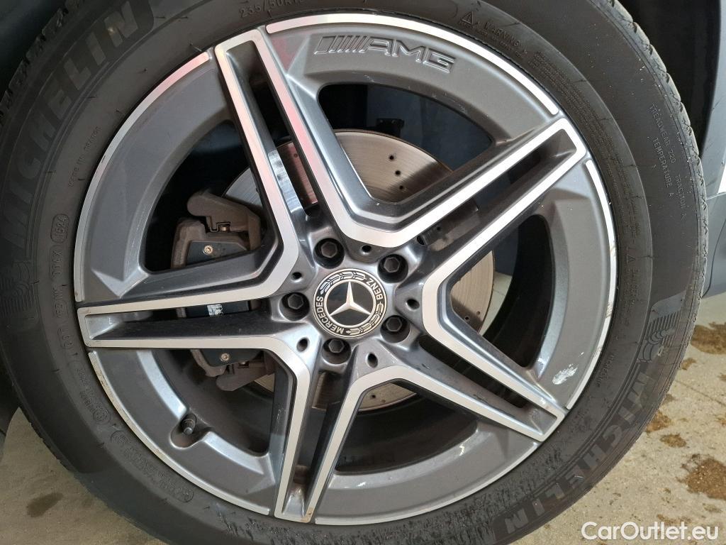 Mercedes  GLB MERCEDES-BENZ  / 2019 / 5P / SUV  200 d AMG Line #10