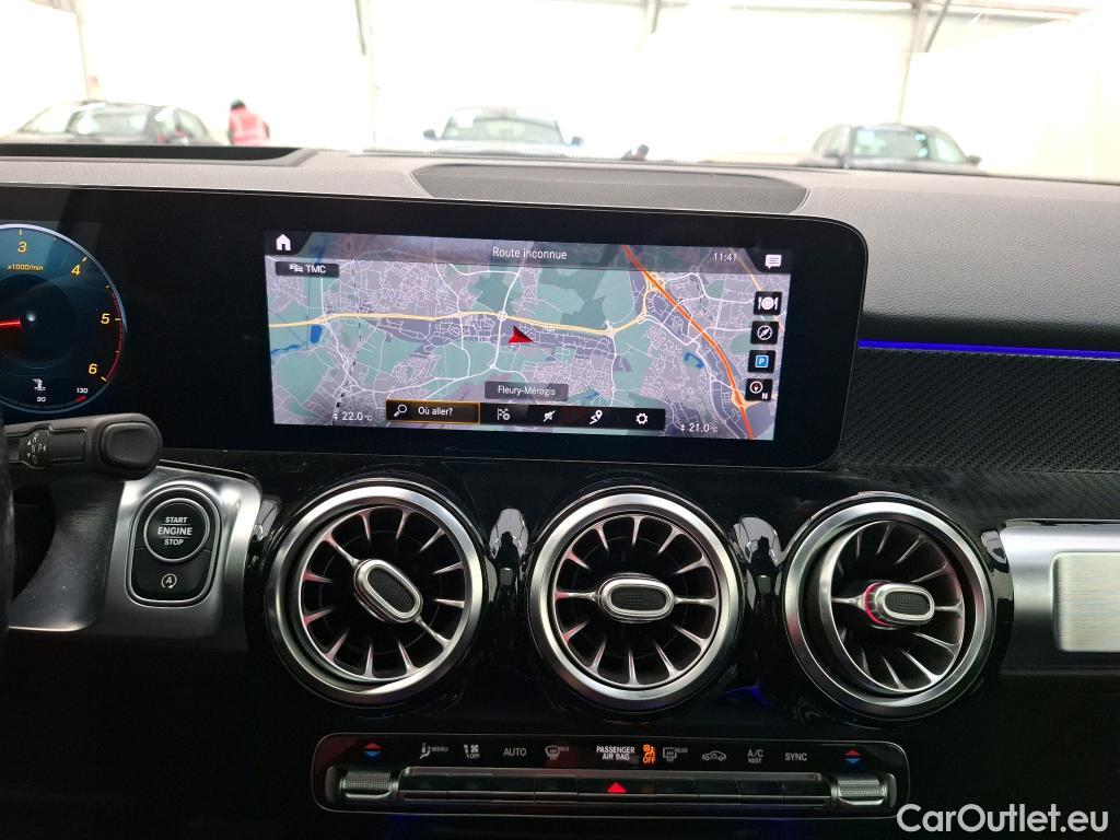 Mercedes  GLB MERCEDES-BENZ  / 2019 / 5P / SUV  200 d AMG Line #7