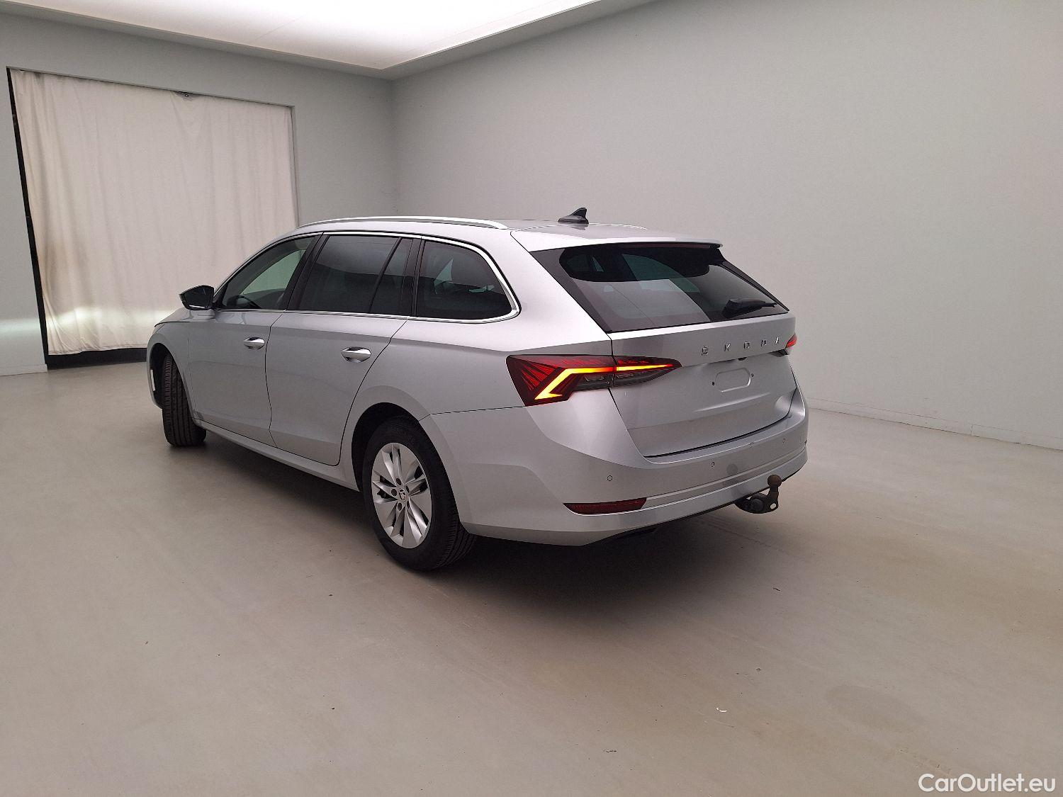 Skoda  Octavia Skoda,  Combi '20, Skoda  Combi 2.0 CRTDI 85kW DSG7 Clever 5d #6