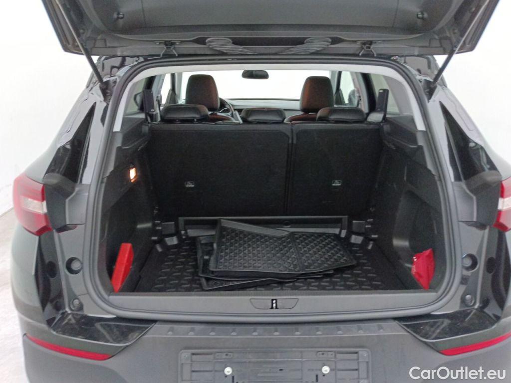 Opel   Grandland X Opel 1.5 Turbo ECOTEC D S/S MT6 Edition 5d #16